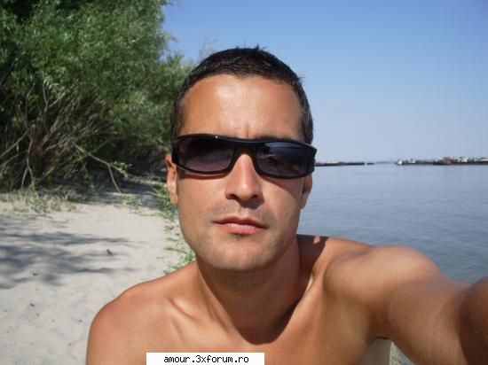 hello!any pretty single girl aruond? cupidon in actiune - gasiti-va sufletul pereche:)