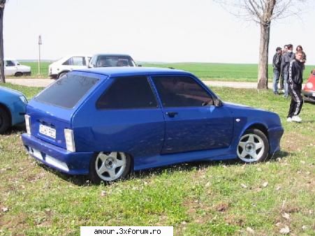 Poze cu masini - BlackSnyper - De Toate Pentru Toti