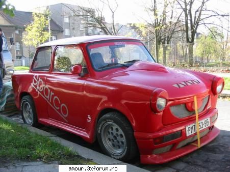 Poze cu masini - va place ??? cica e TRABANT - De Toate Pentru Toti