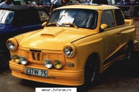 Poze cu masini - asta chear e tare - De Toate Pentru Toti