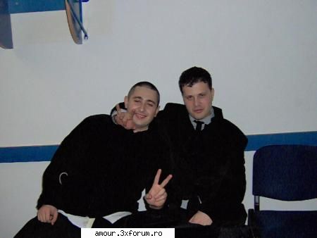 Poze cu useri de pe hub - eu is alal mai mare si mai chel :D eream otara - De Toate Pentru Toti