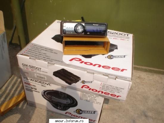 1000 e ma gasiti la nr de tele 0765121462 
pret negociabil :hi: vand sistem auto